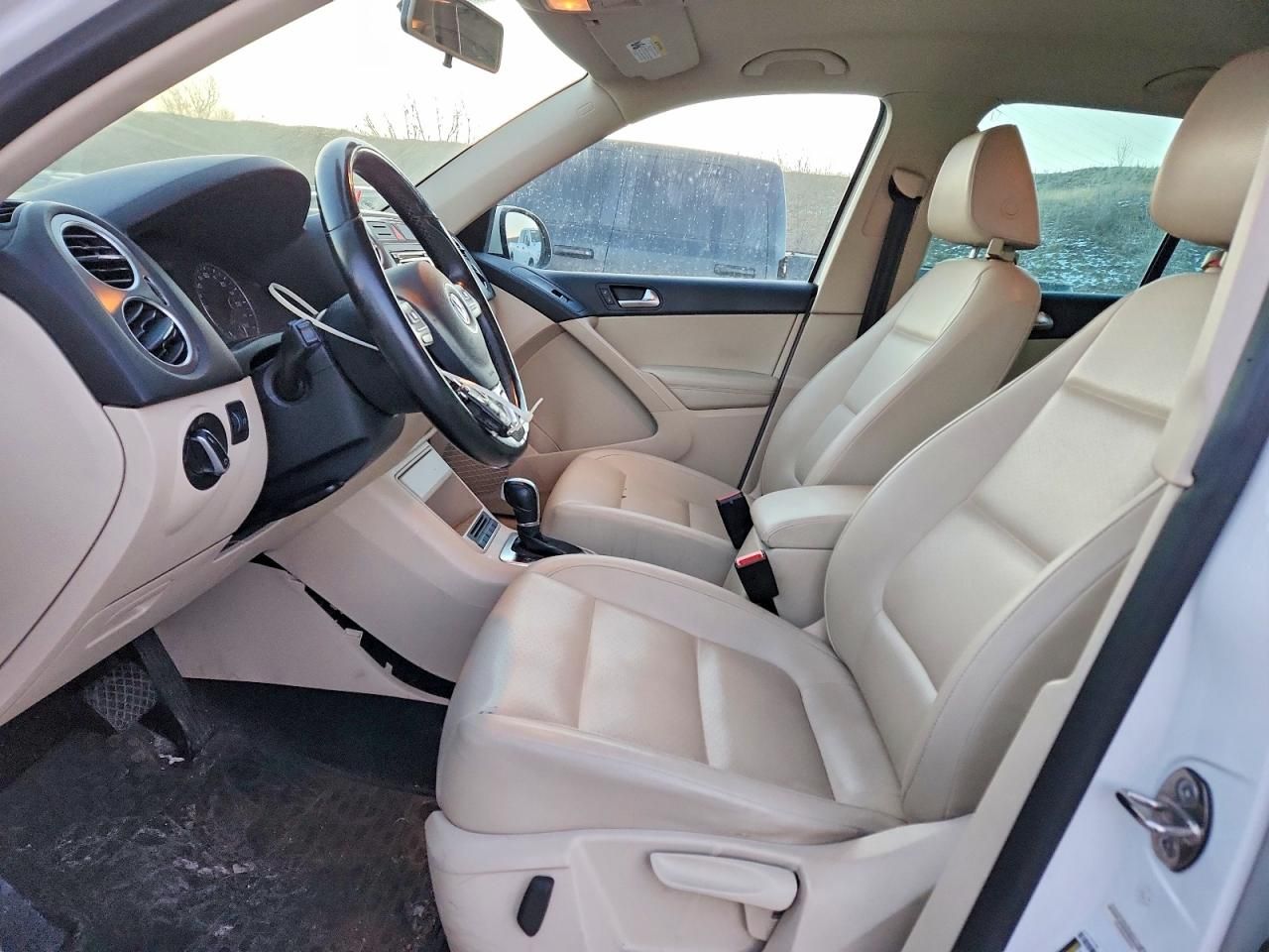 2011 Volkswagen Tiguan s