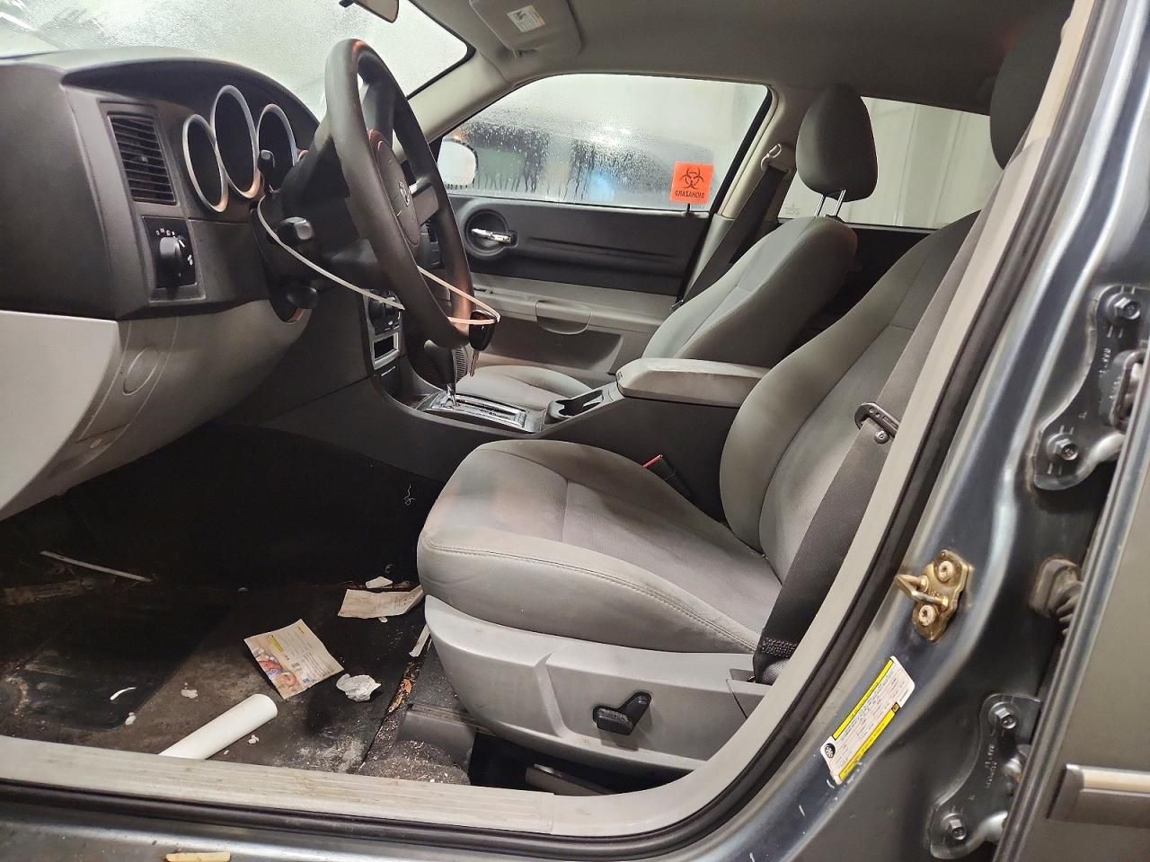 2006 Dodge Magnum sxt