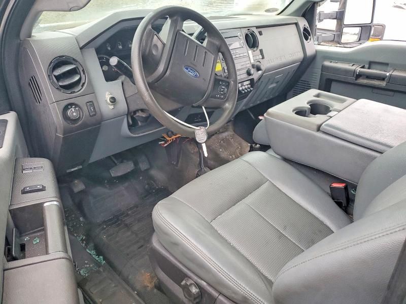 2015 Ford F550 Super Duty Dump Truck