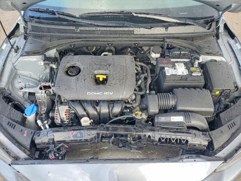 2019 Hyundai Veloster Base