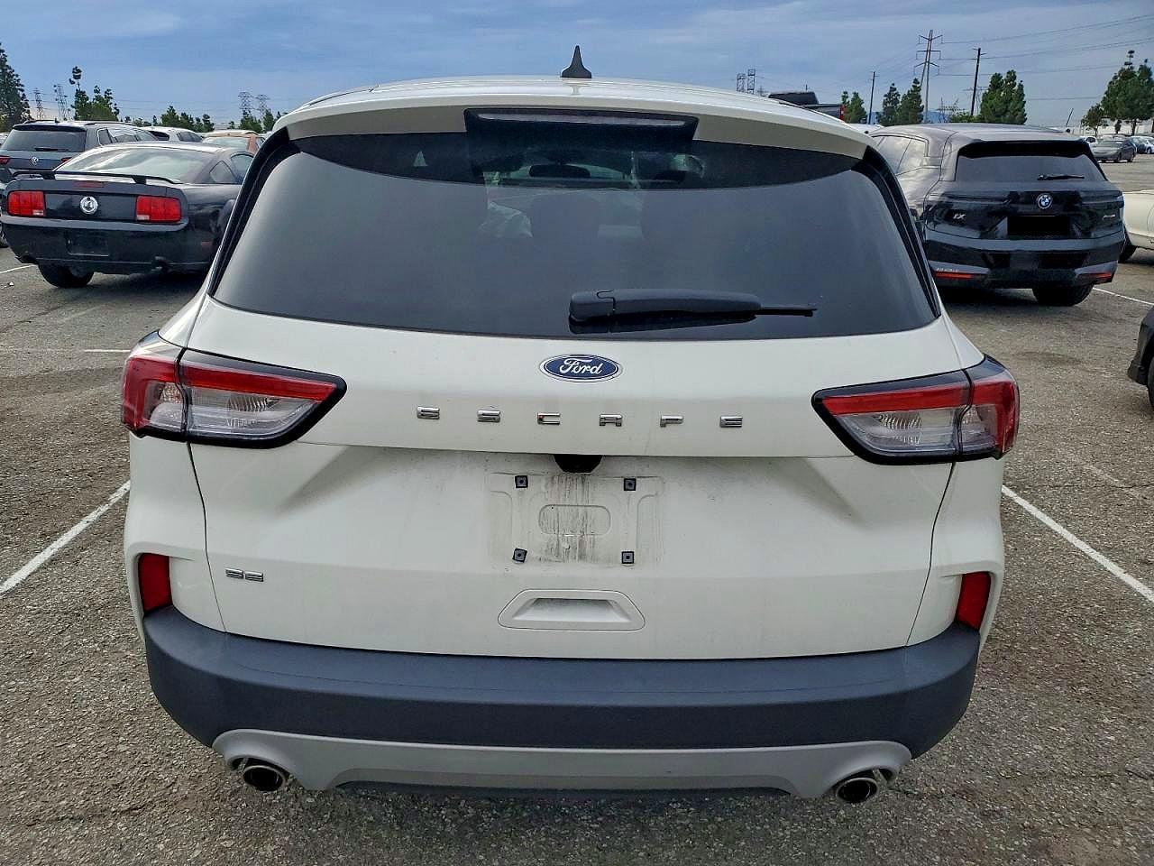 2022 Ford Escape se
