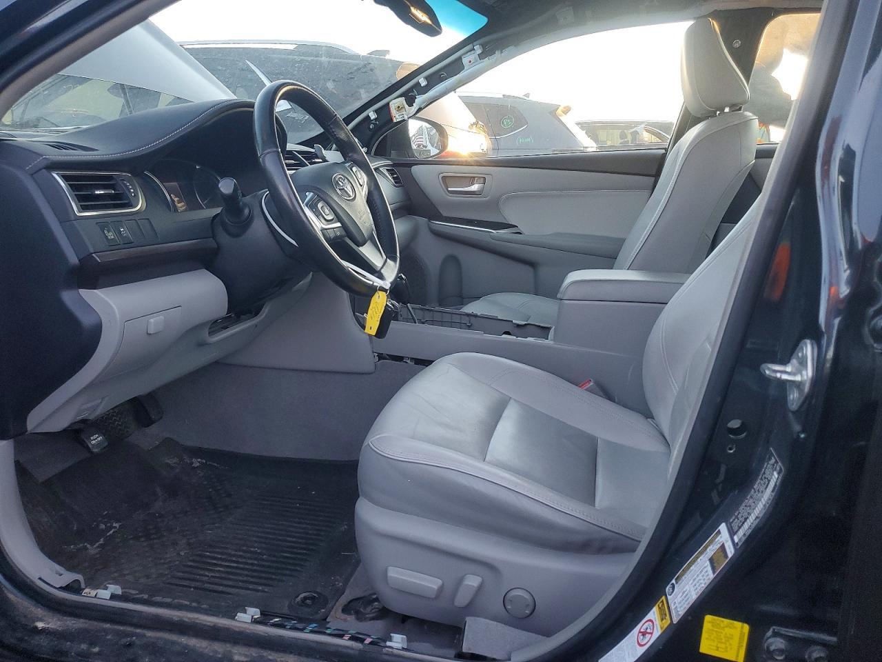2016 Toyota Camry xse