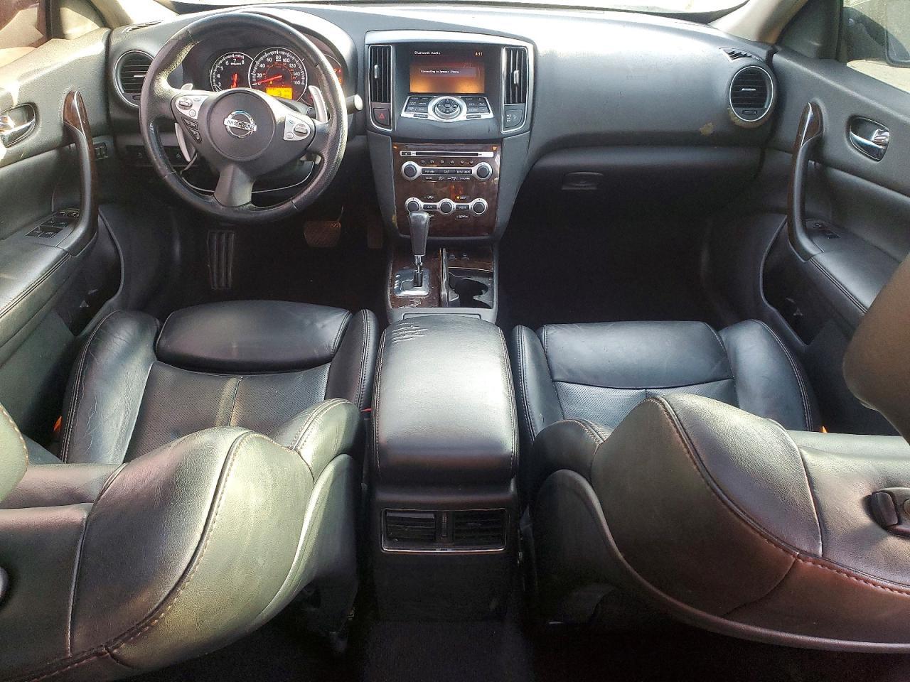 2011 Nissan Maxima s