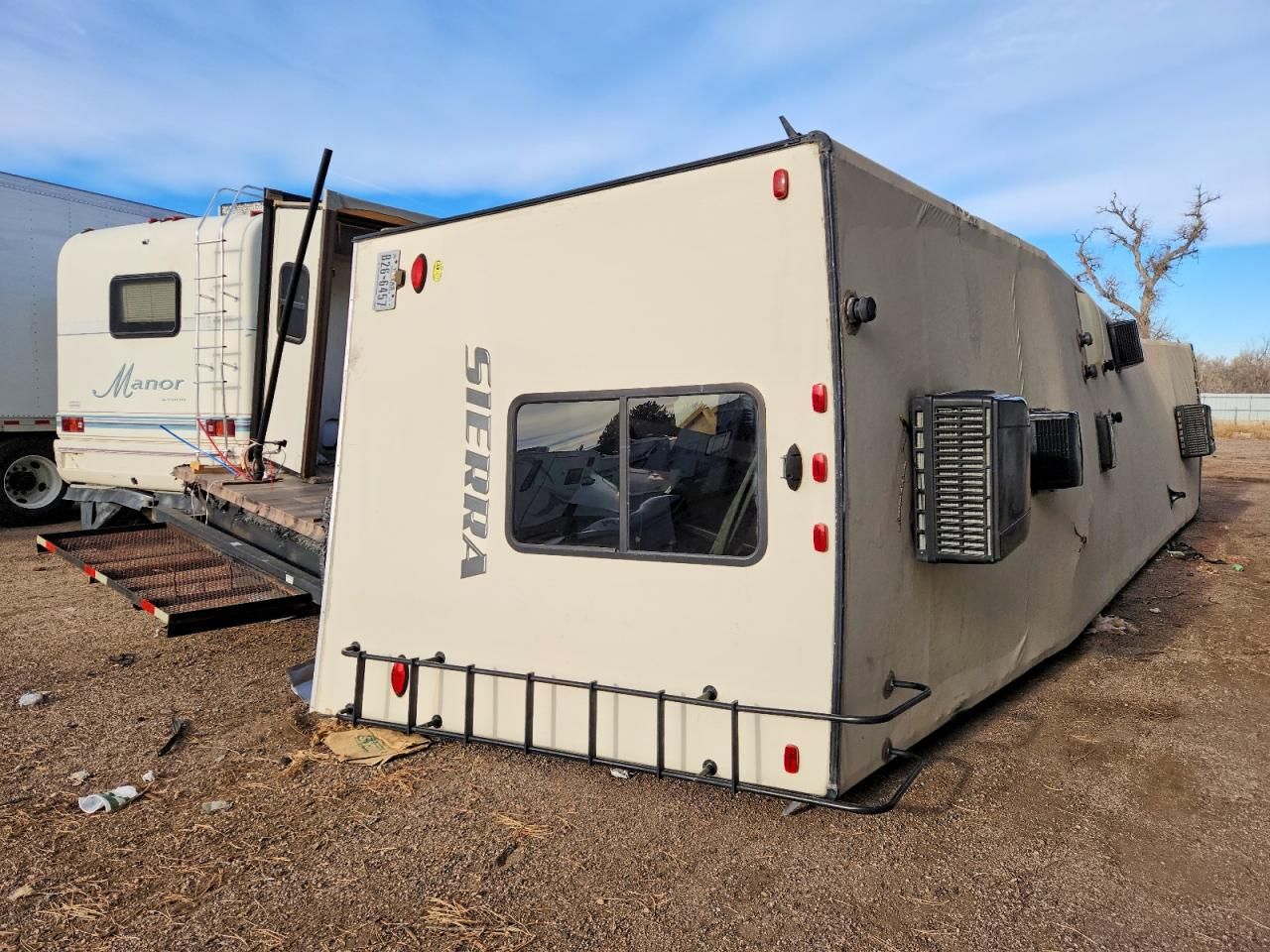 2018 Wildwood 2018 Foresriver Sierra 379