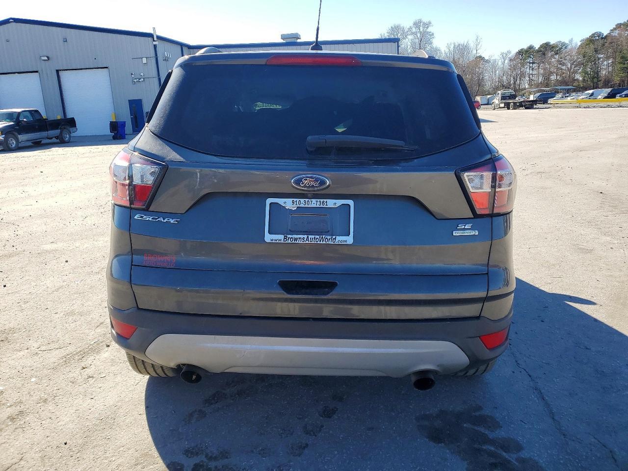 2018 Ford Escape se