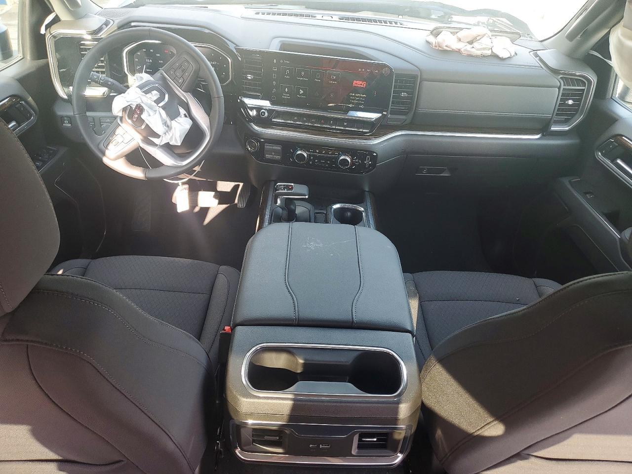 2026 GMC Sierra K1500 Elevation
