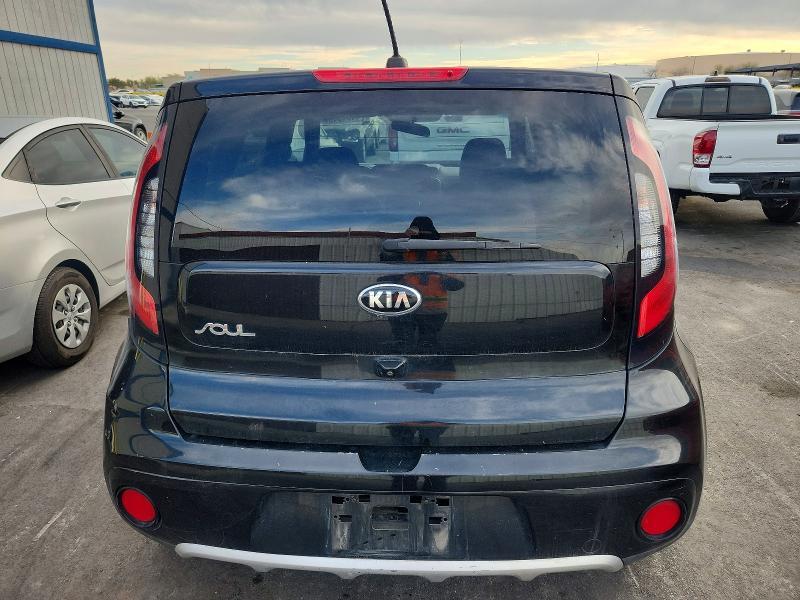 2017 KIA Soul +