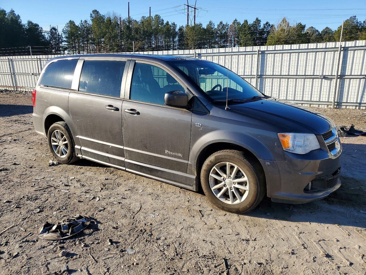 2019 Dodge Grand Caravan se