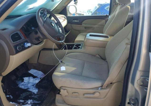 2011 Chevrolet Suburban C1500 ls