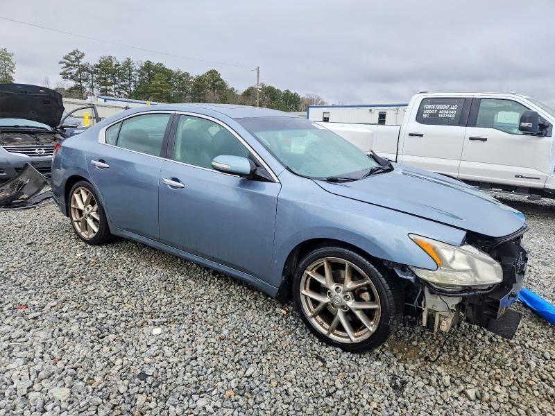 2010 Nissan Maxima s