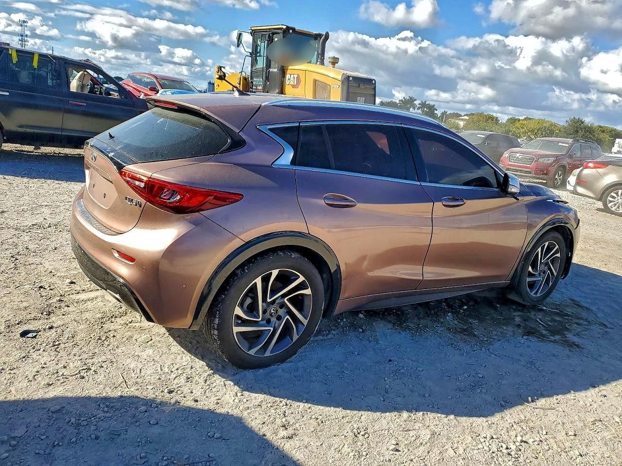 2017 Infiniti Qx30 Base