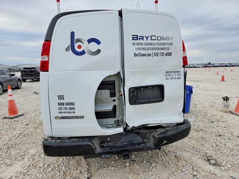 2022 Chevrolet Express G2500