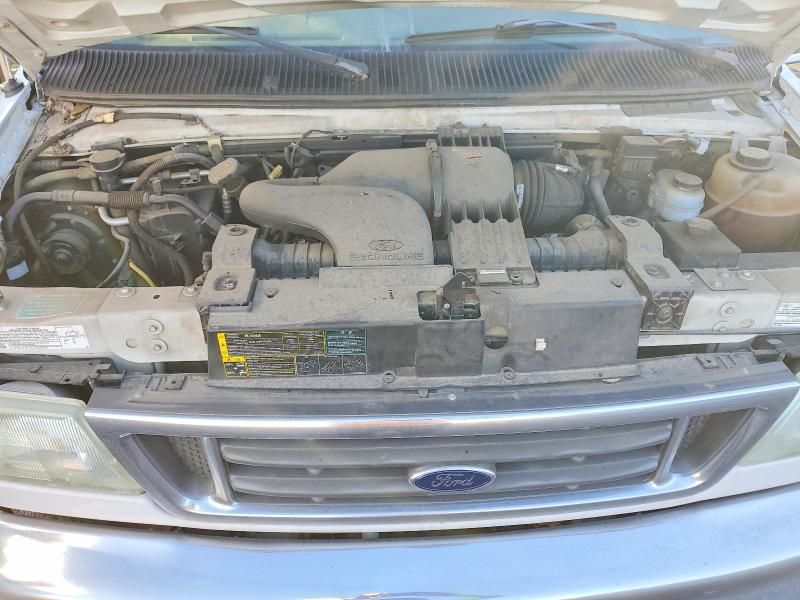 2005 Ford Econoline E350 Super Duty Cutaway van