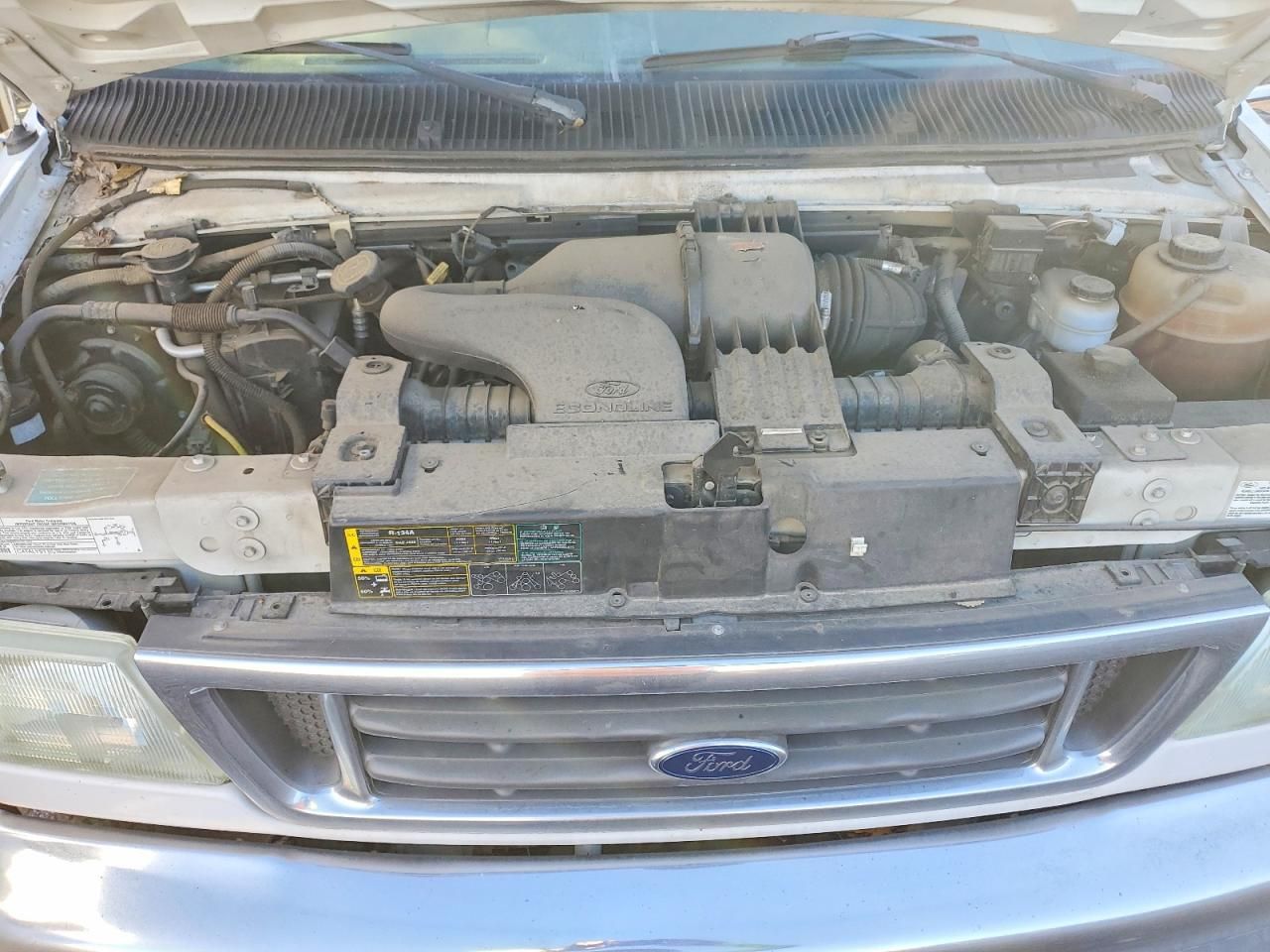 2005 Ford Econoline E350 Super Duty Cutaway Van