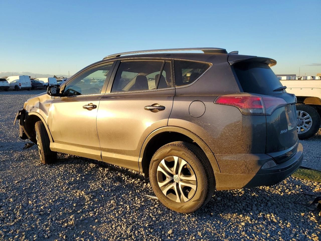 2018 Toyota Rav4 le