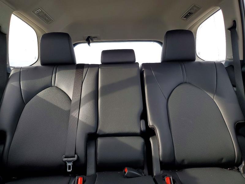 2026 Toyota Grand Highlander le