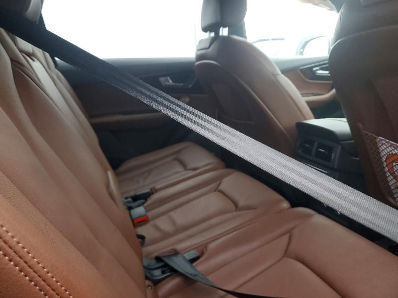 2019 Audi Q7 Premium Plus