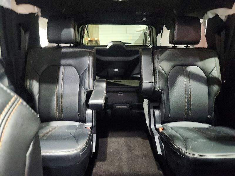 2022 Ford Expedition max Platinum