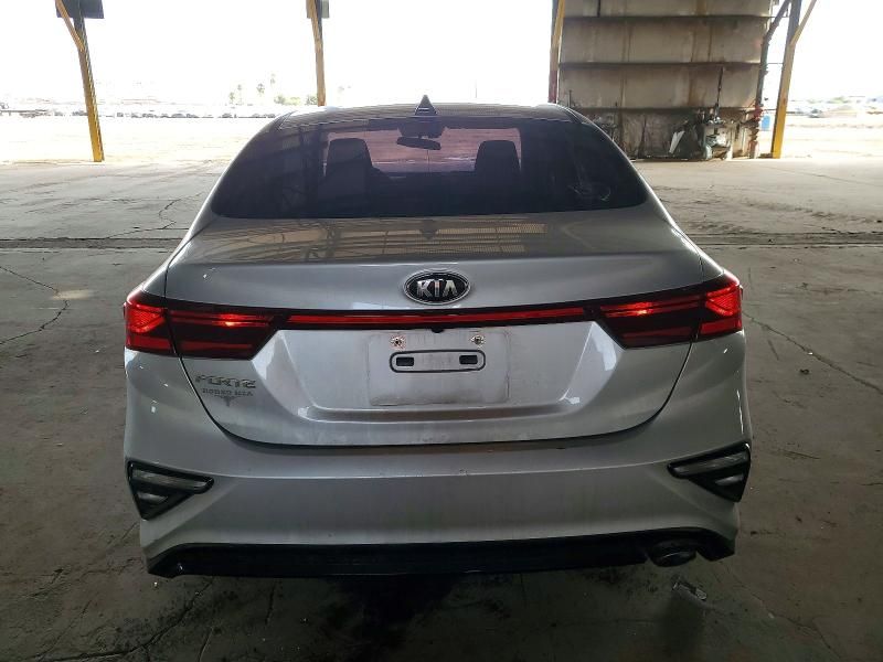 2021 KIA Forte fe