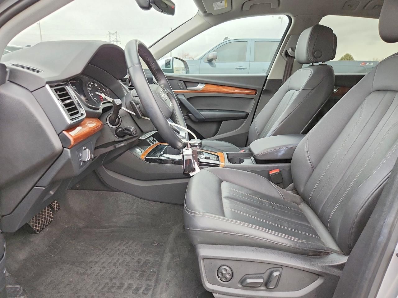 2023 Audi Q5 Premium 45