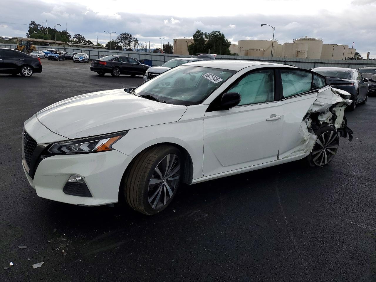 2020 Nissan Altima sr