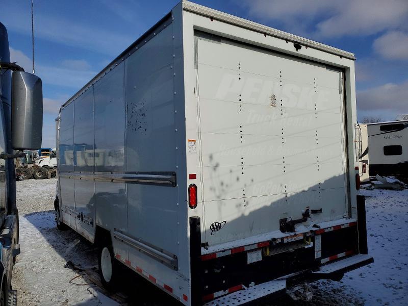 2022 GMC Savana CUT-BOX Truck