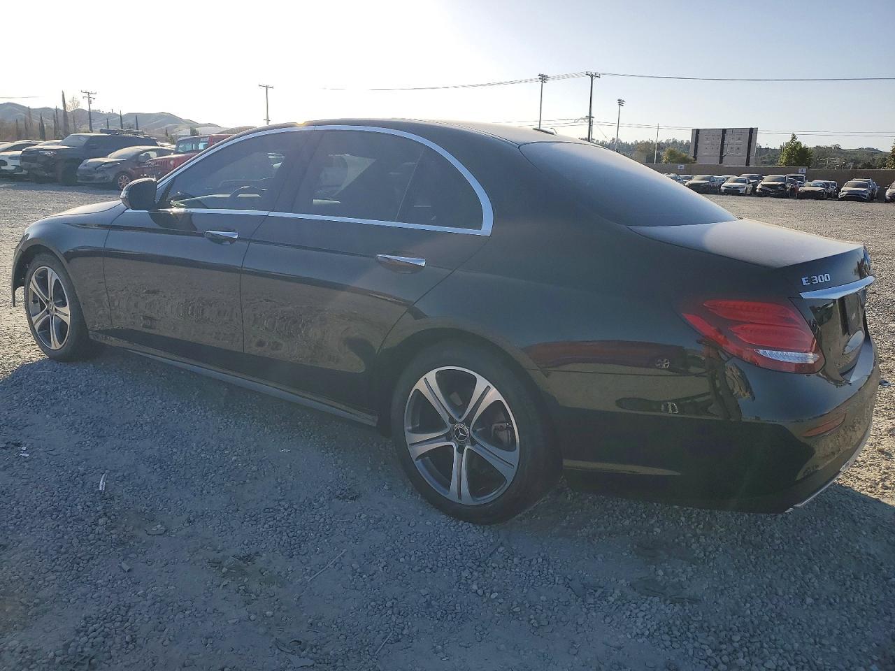 2019 Mercedes-Benz E 300