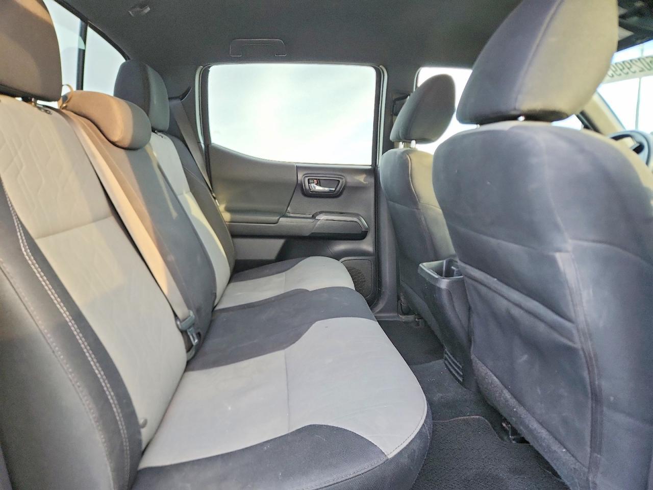 2020 Toyota Tacoma trd Sport