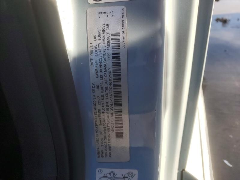 2012 Volkswagen Beetle