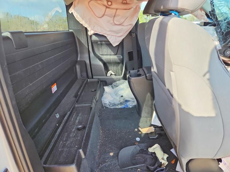 2022 Toyota Tacoma Access cab