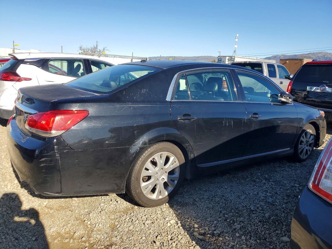 2012 Toyota Avalon Base