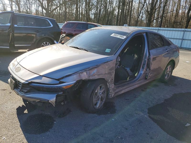 2024 Hyundai Elantra se