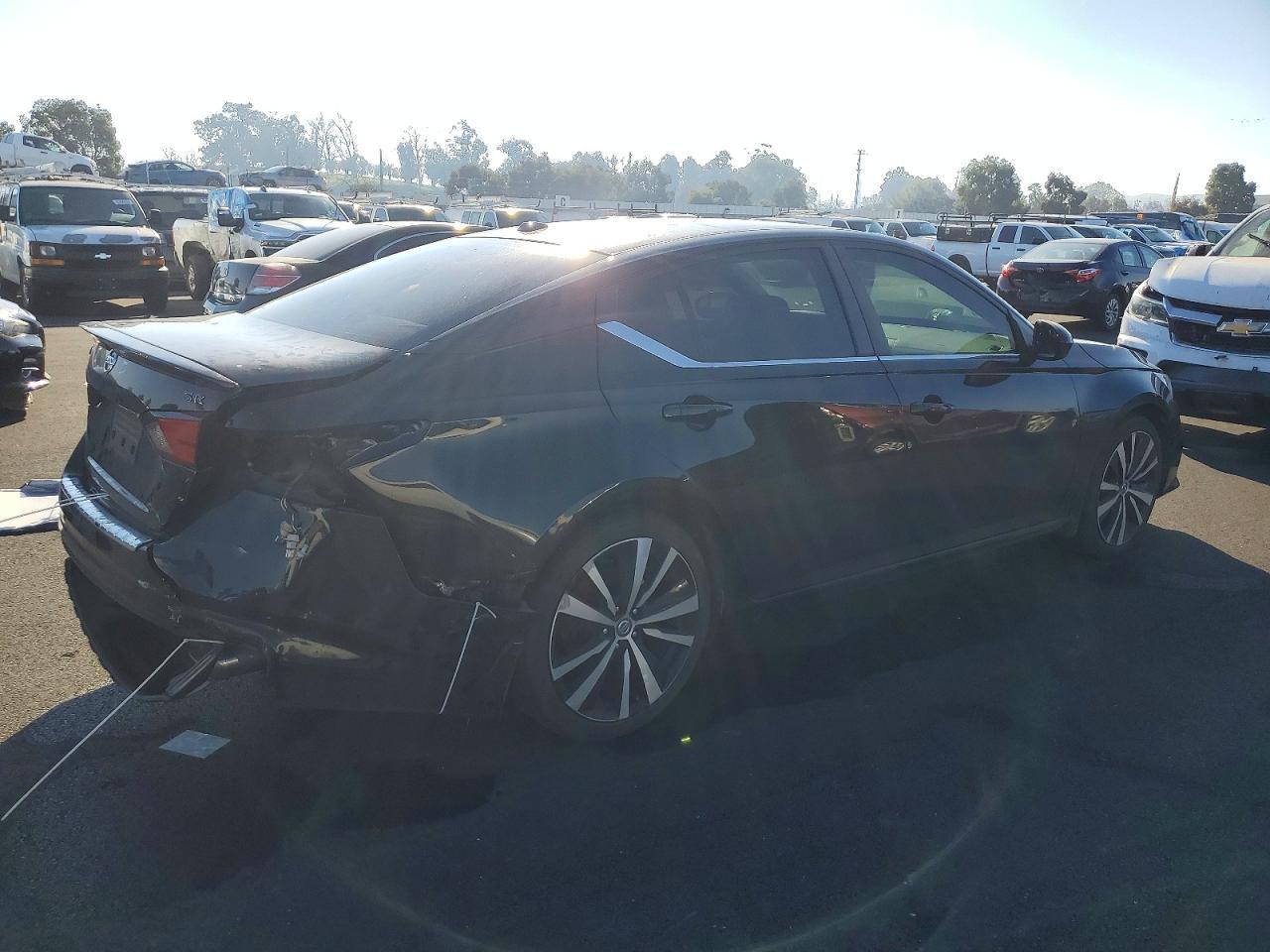 2020 Nissan Altima sr