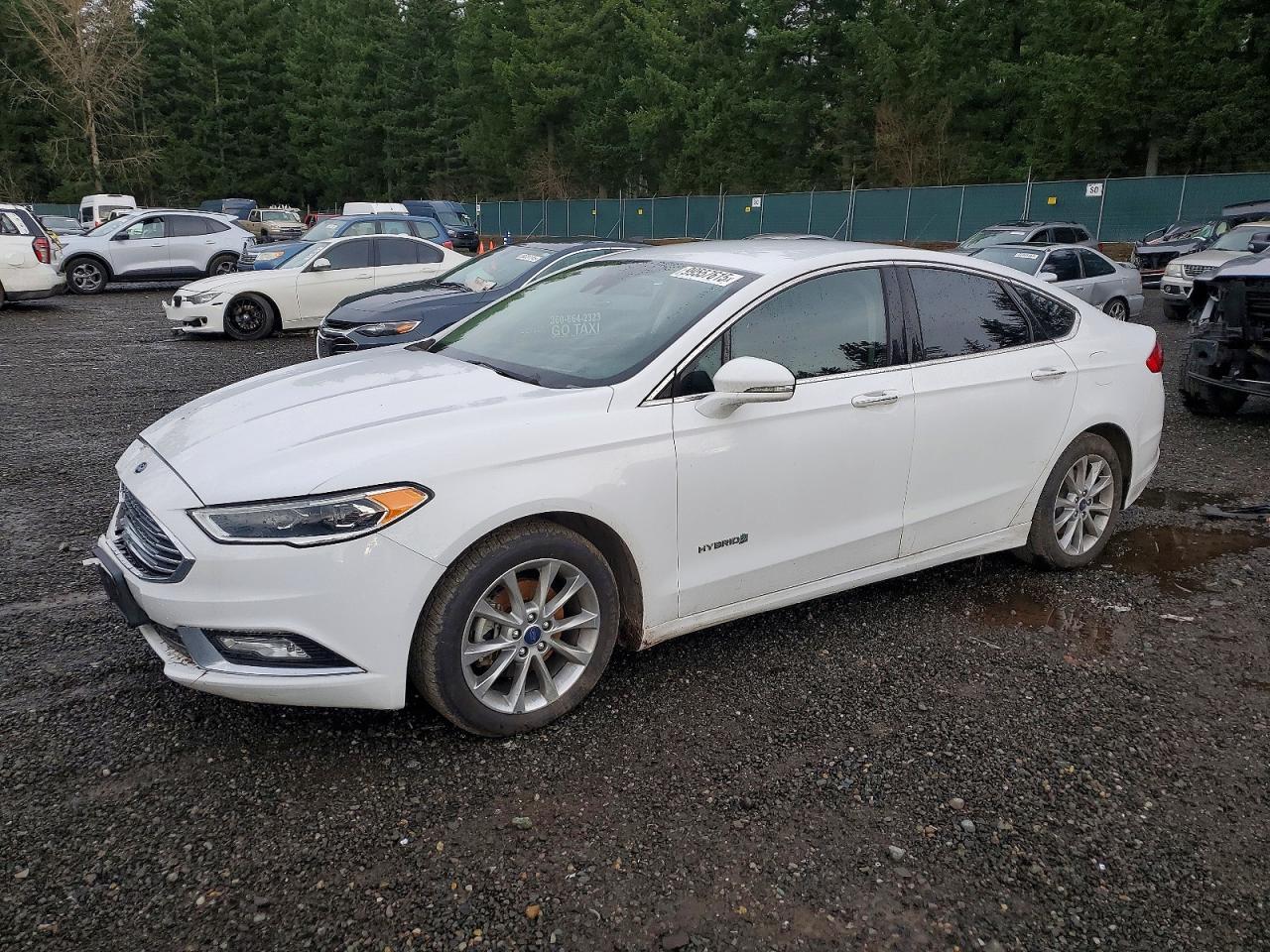 2017 Ford Fusion se Hybrid