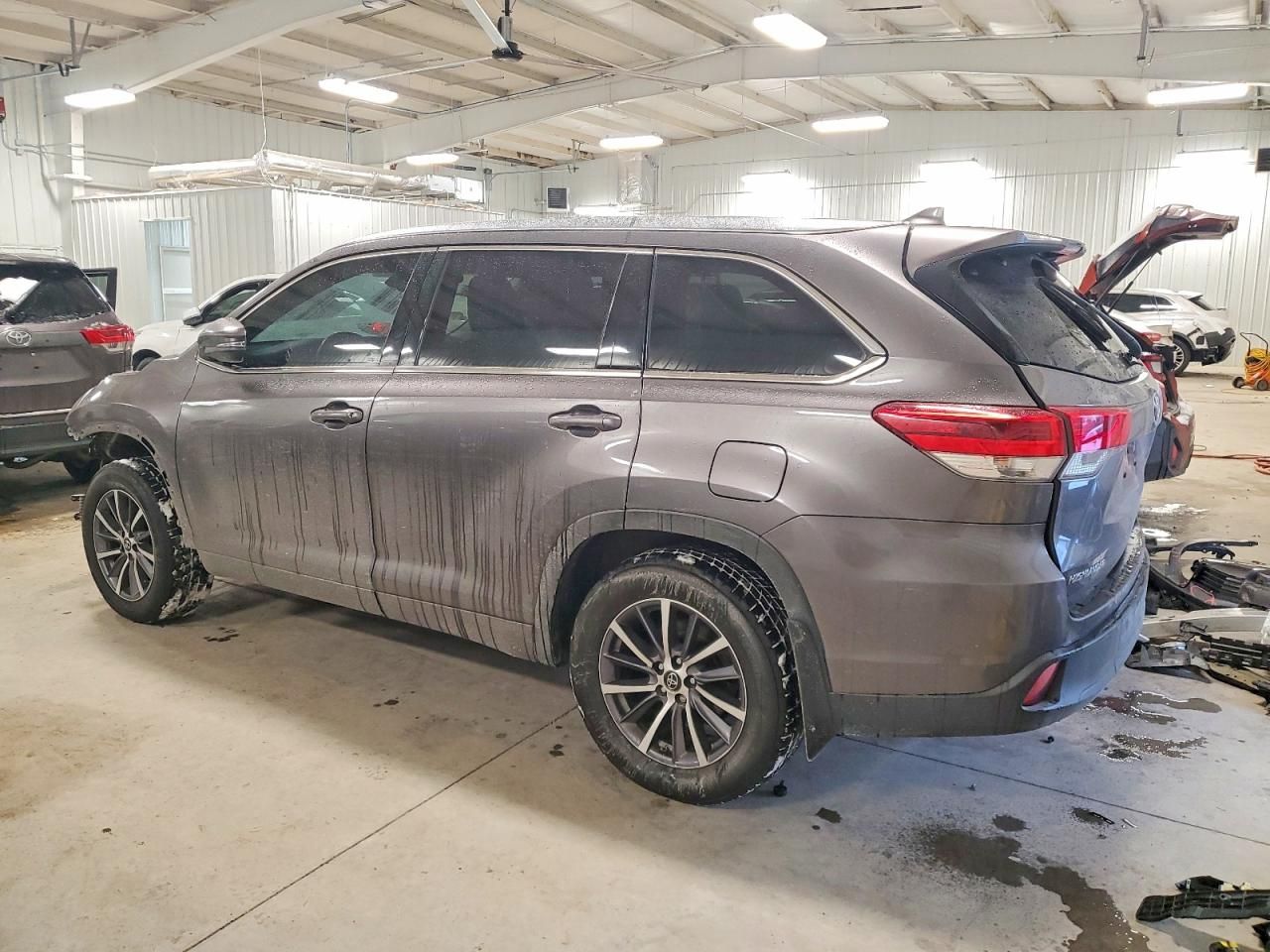 2018 Toyota Highlander se