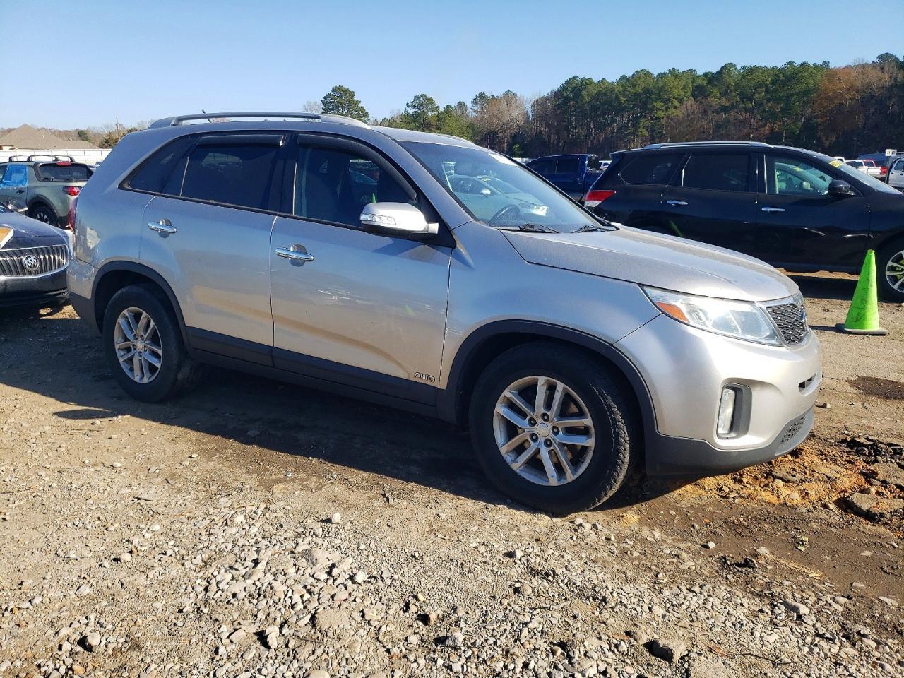 2015 KIA Sorento lx