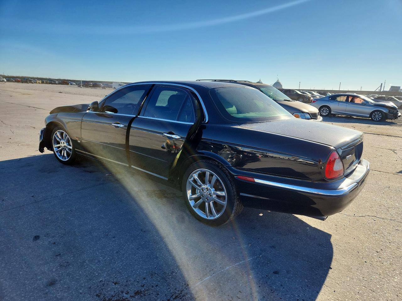 2005 Jaguar XJR