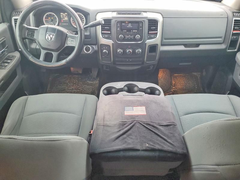 2013 Dodge Ram 1500 slt