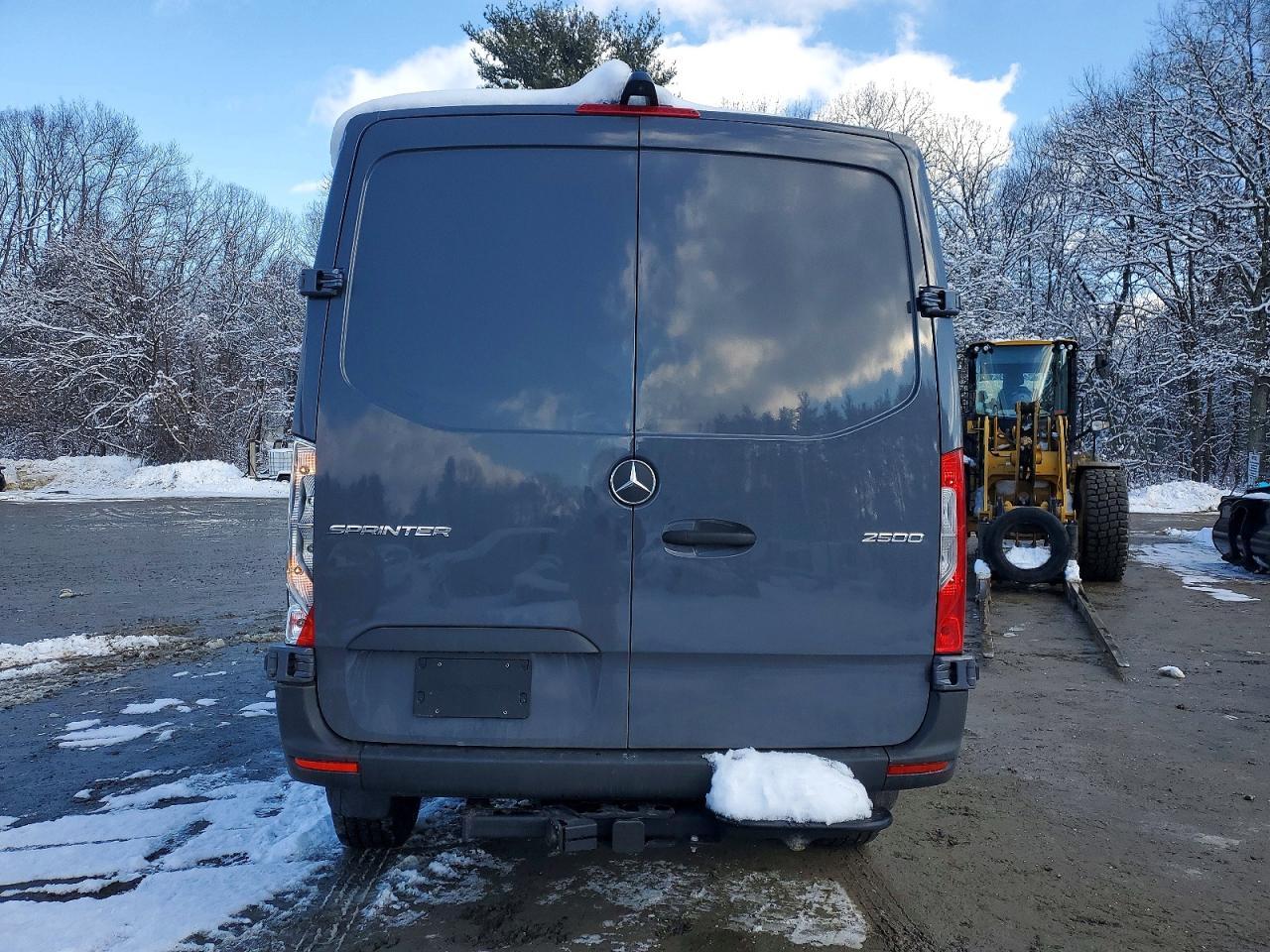2025 Mercedes-Benz Sprinter 2500