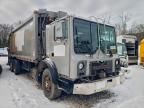 2010 Mack MRU Refuse Truck