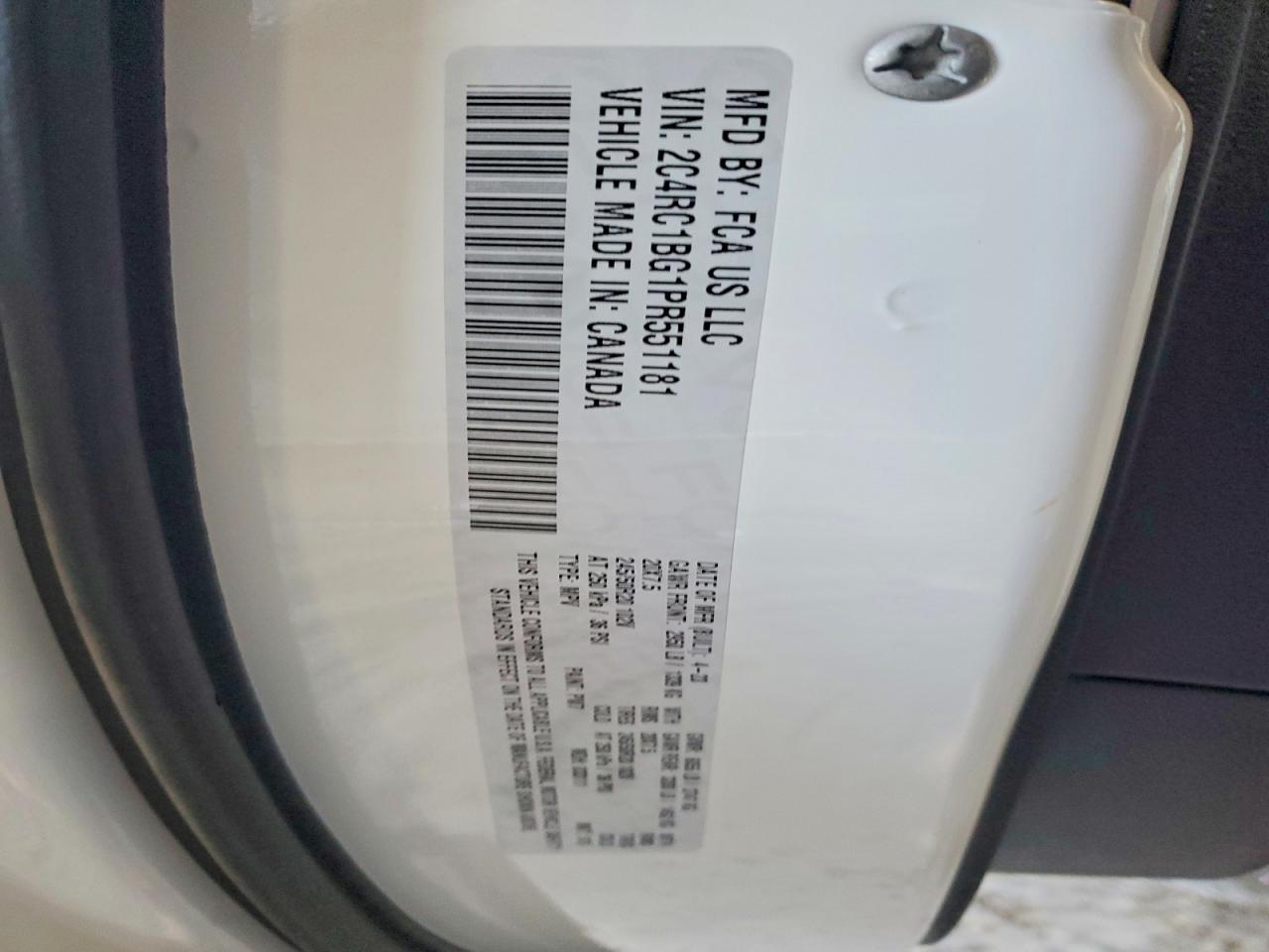 2023 Chrysler Pacifica Touring l