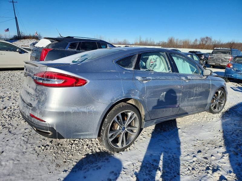 2020 Ford Fusion Titanium