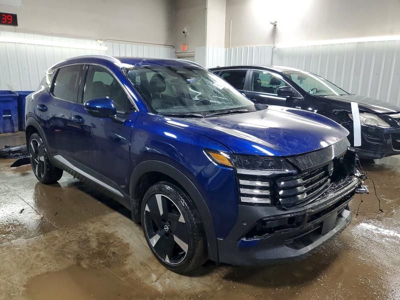 2025 Nissan Kicks sr