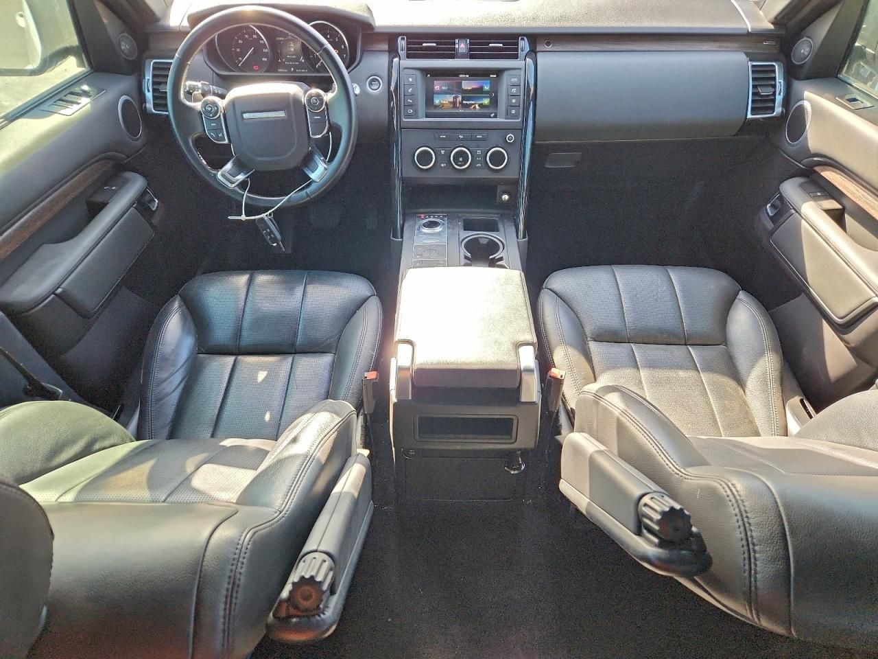 2017 Land Rover Discovery se