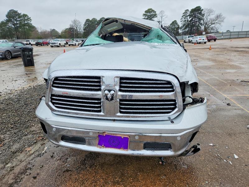 2016 Dodge Ram 1500 slt