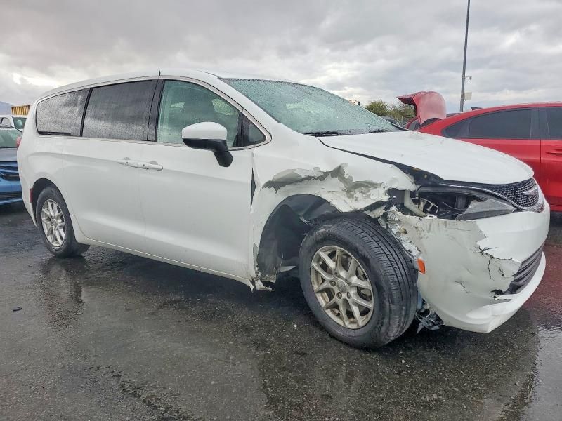 2017 Chrysler Pacifica Touring