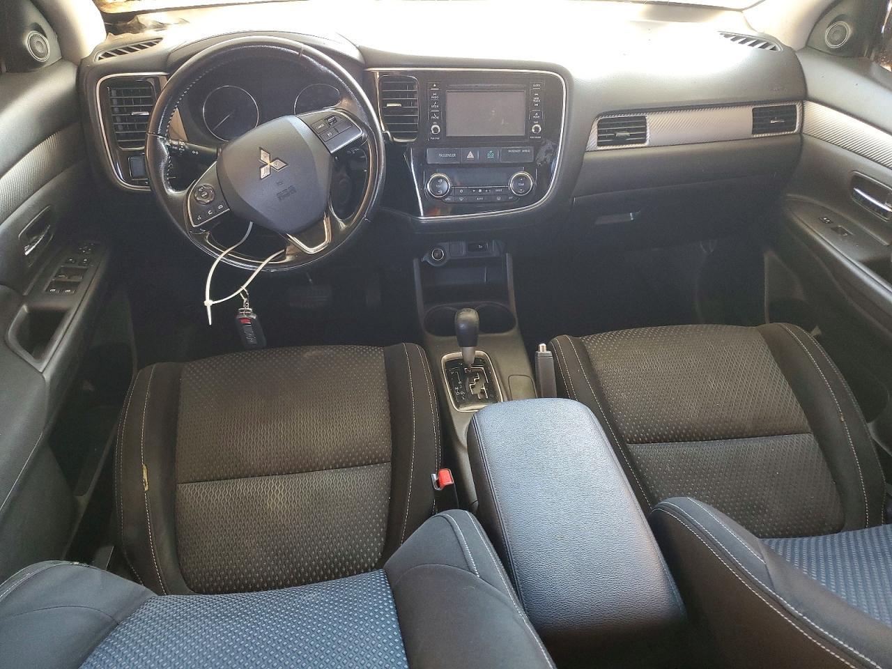2016 Mitsubishi Outlander se