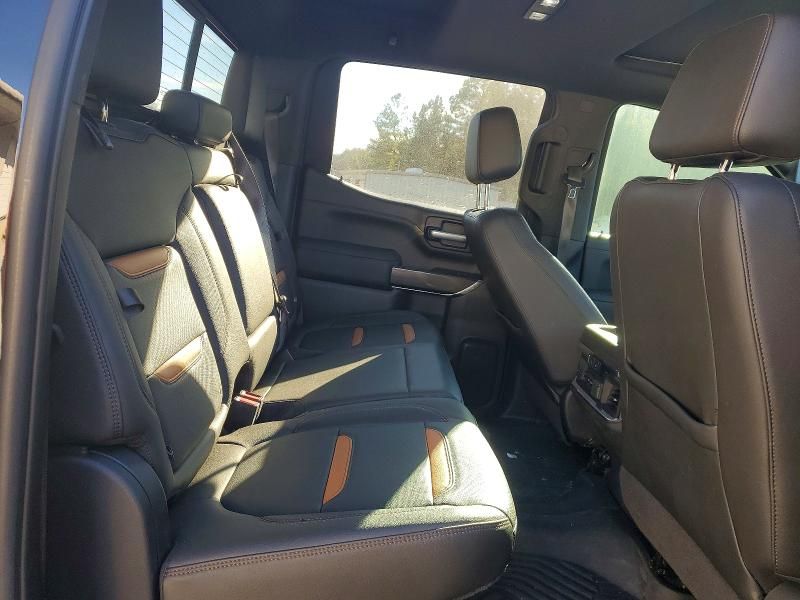 2021 GMC Sierra K1500 AT4