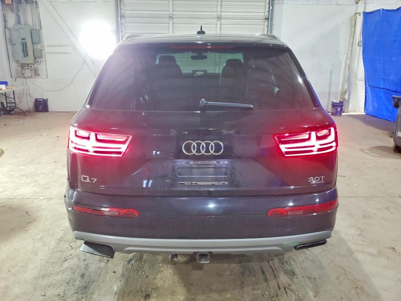 2017 Audi Q7 Premium Plus