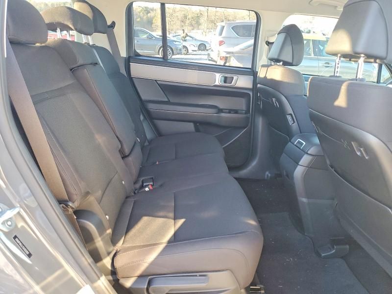 2025 Hyundai Santa fe se